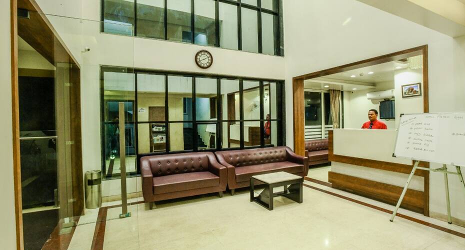Hotel Manasi Royal, Satara 3