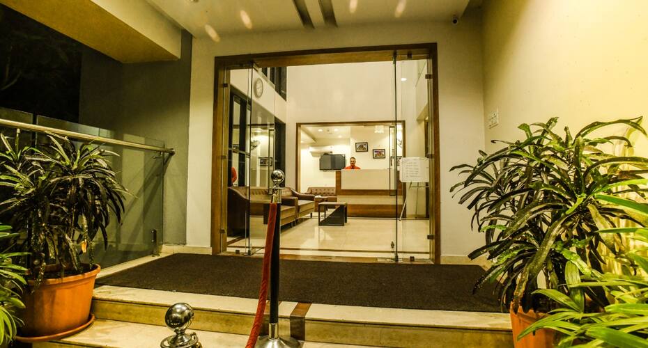 Hotel Manasi Royal, Satara 4