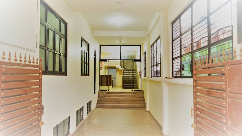 Hotel Gurudev Palace, Banda 3