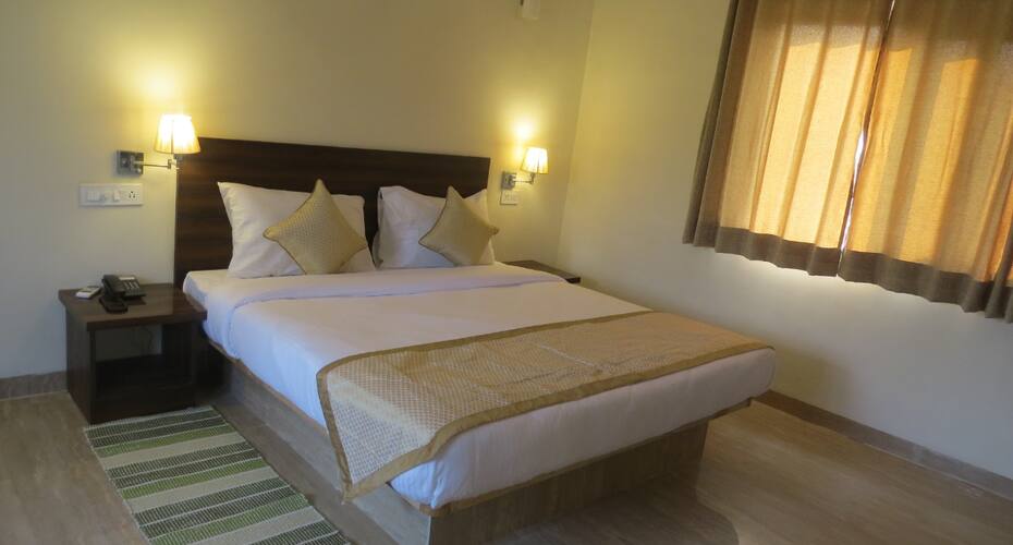 Blue Lotus Safari, Bandhavgarh 1