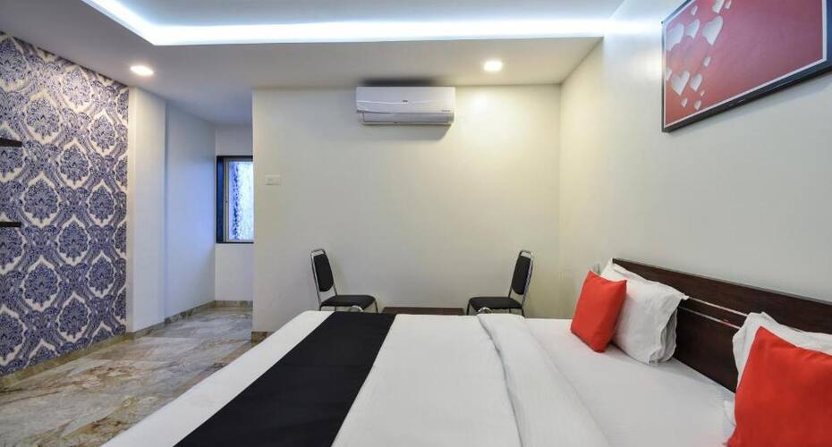 Hotel Classic Residency, Pune 4