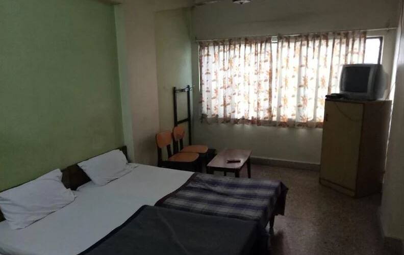 Hotel Guru Prasad, Haveri 4