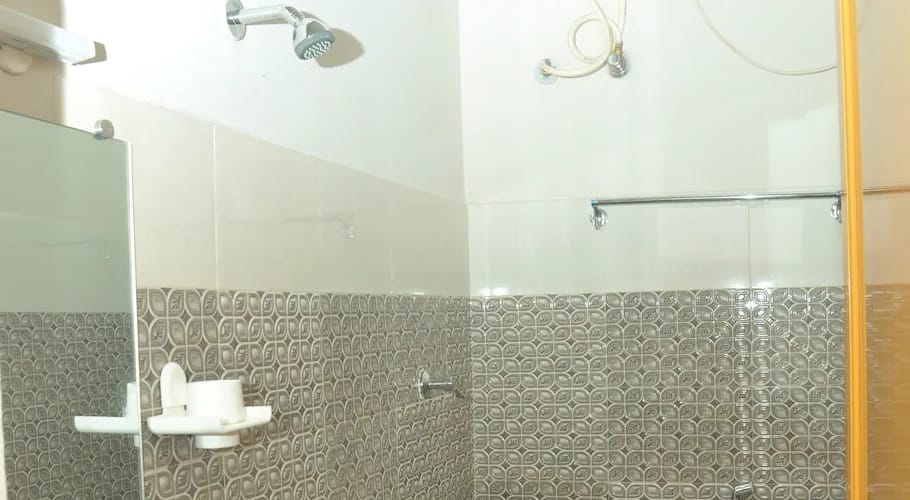 Laven Hotels, Rajahmundry 4