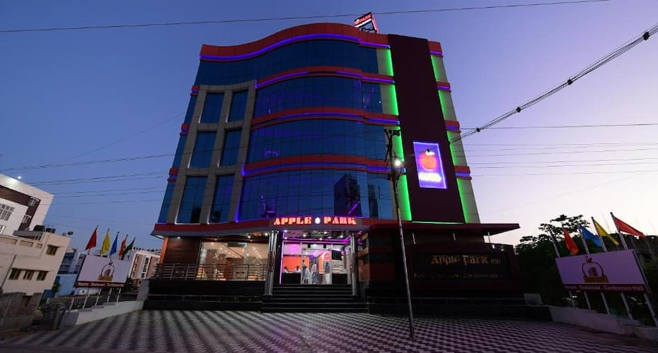 hotel apple park trichy contact number