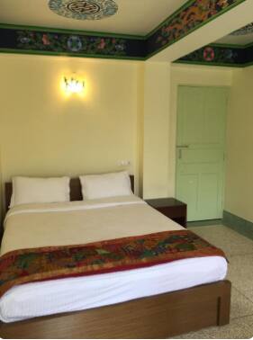 Vamoose Pegs, Gangtok 4