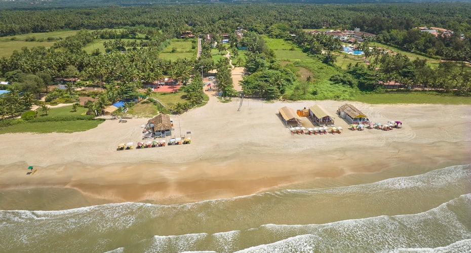 Royal Orchid Beach Resort & Spa, Utorda Beach Goa