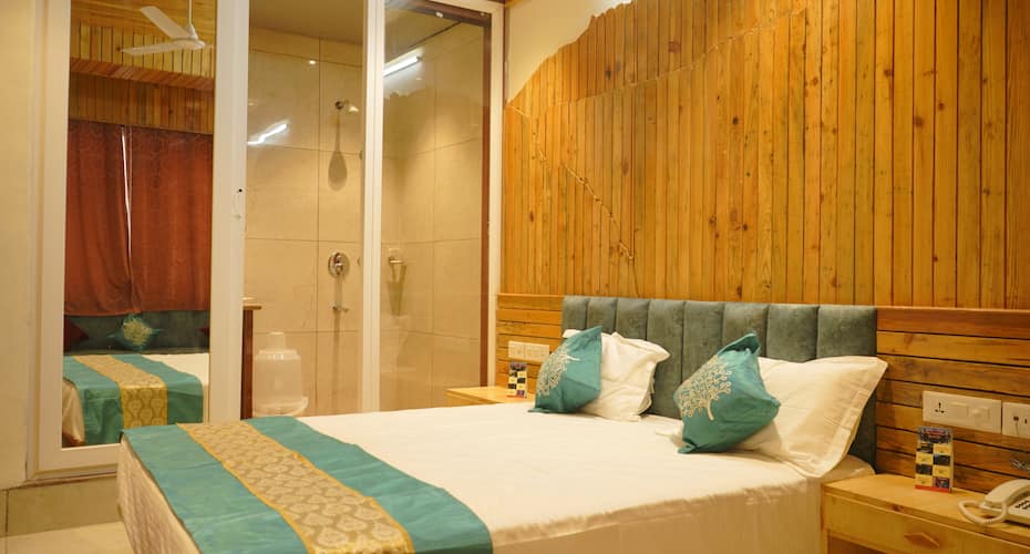 Gandhis Paradise, Mcleodganj 2
