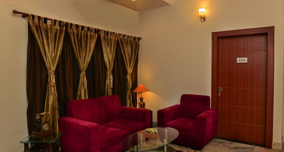 Magnolia Inn, Guwahati 5