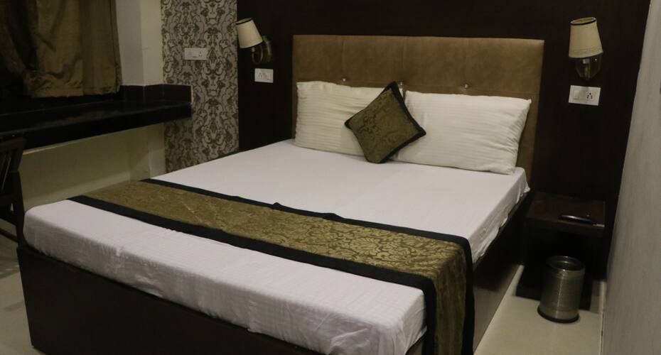 Hotel The Black Gold, Chandigarh 3