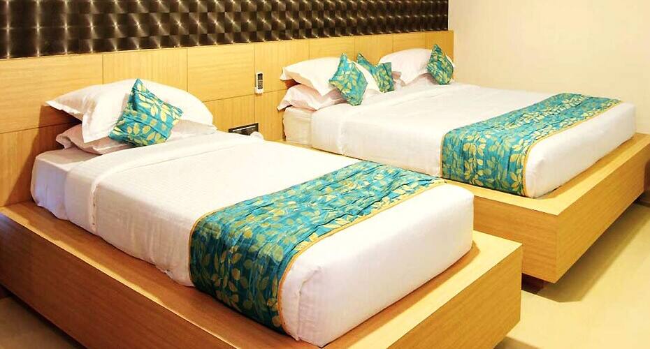 Holiday Hill Hotel, Wayanad 2