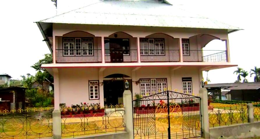 Mayjhor Homestay, Darjeeling 2