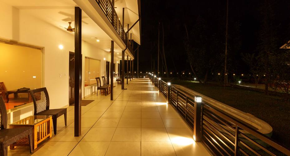 Lhasa Ayurveda and Wellness Resort, Kochi 3
