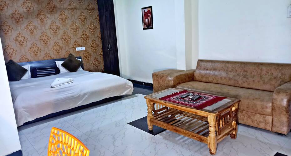 Hotel Royal Palace Dhamnod, Dhar 4
