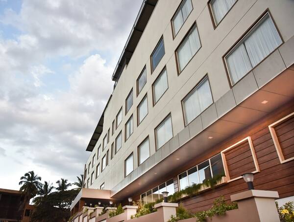 Phlox Hotel, Hubli-Dharwad 1