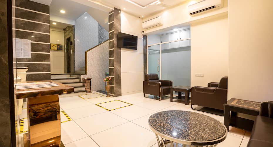 Hotel Laaiba Residency Family & Corporate Stays, Mumbai 3