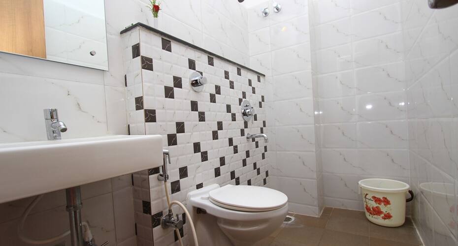 Samasth Rooms and Suites, Mysore 5