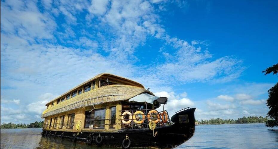 Pickadly Houseboats, Alleppey 2