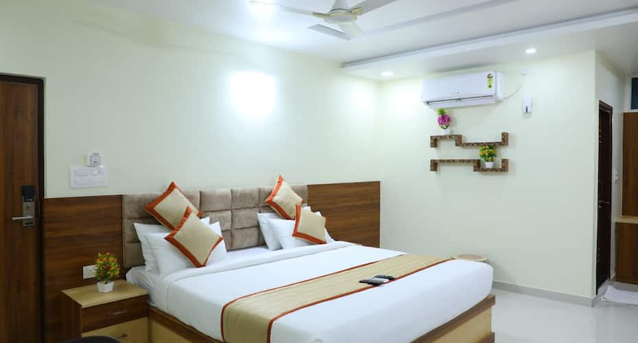 Hotel 8th Mile Suites Bangalore Price, Reviews, Photos & Address