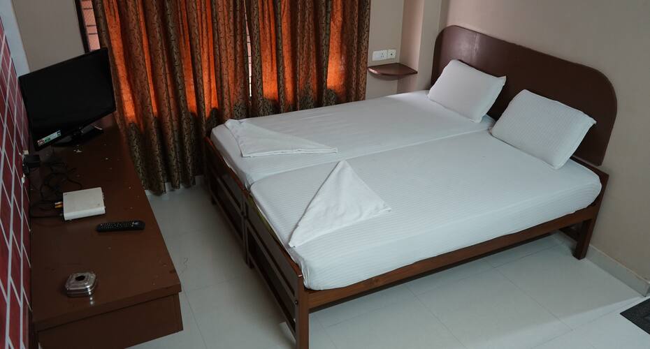 Sangeetha Tourist Home, Thiruvananthapuram 4