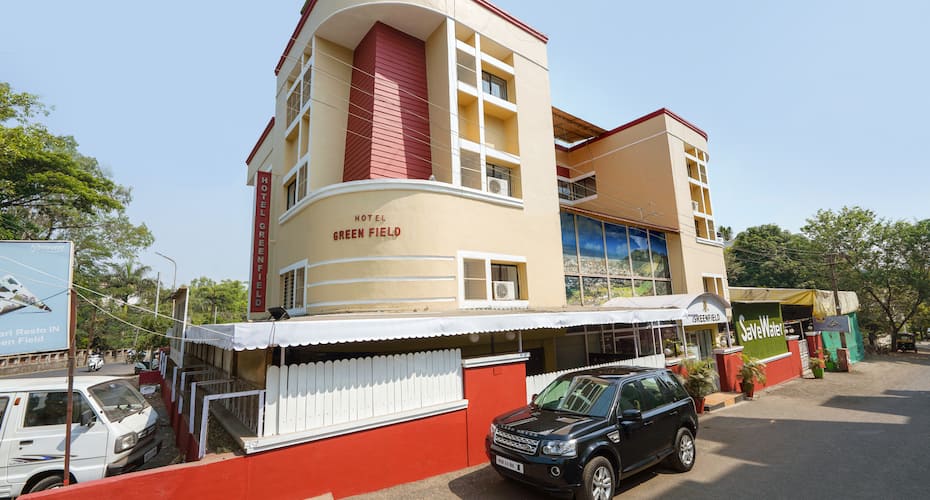 Green Field Hotel, Satara 2