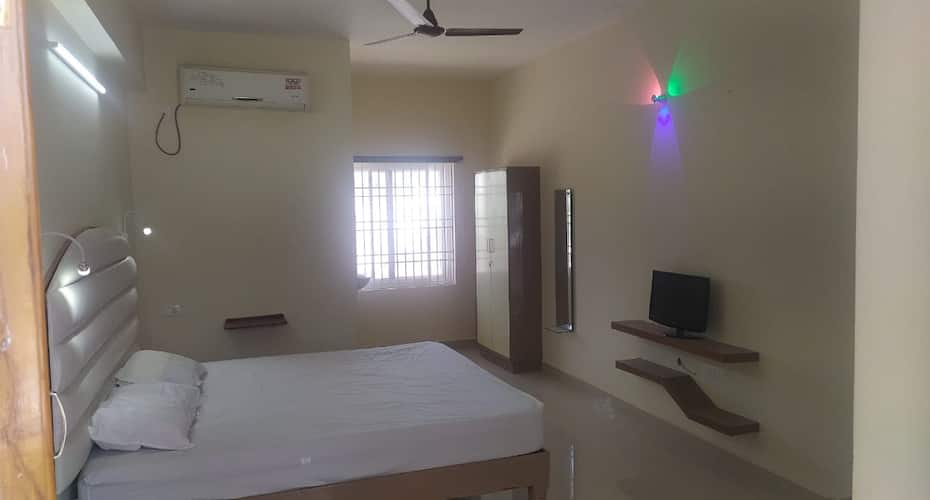 Srinivasa Hotel, Tirupati 3