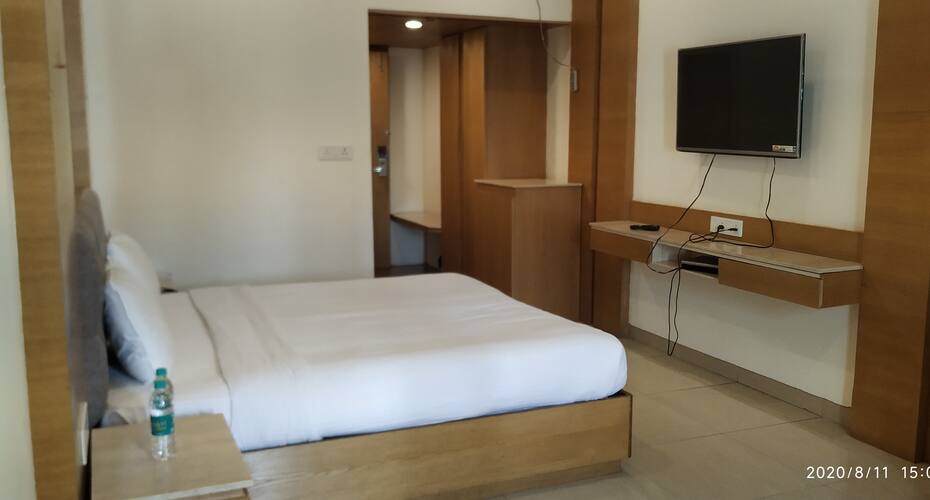 Hotel Golden Orchid, Lucknow 5