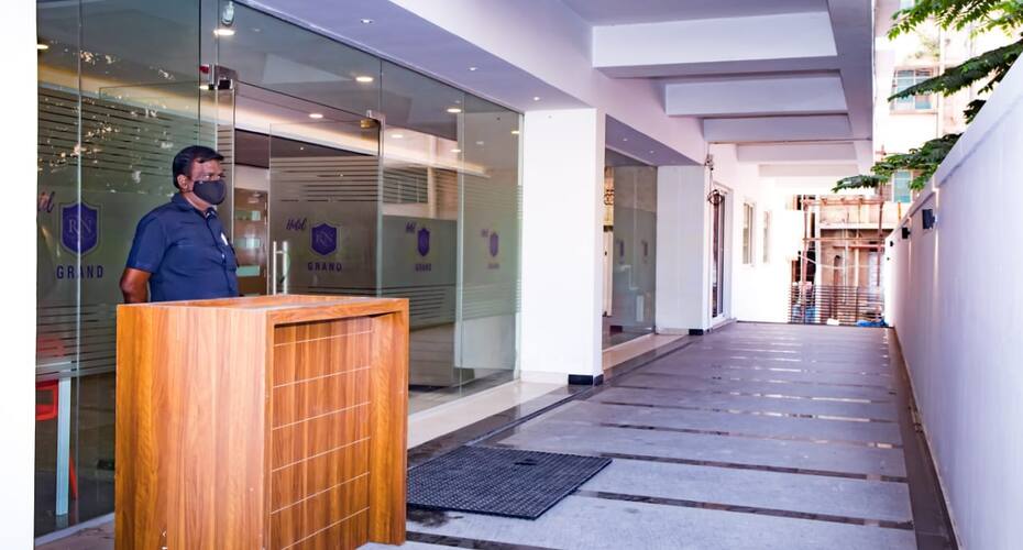 Hotel RN Grand, Vijayawada 5