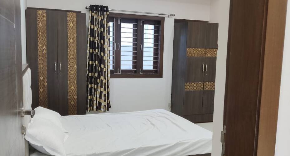 Silvassa Transit Quarters - Sterlite Corporate Guest House, Silvassa 5