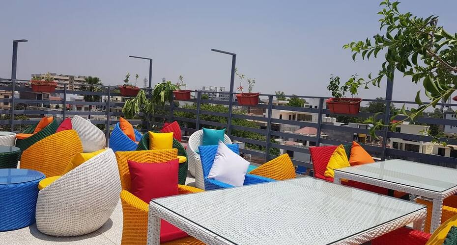Cennet Hotel Allahabad, Allahabad 3