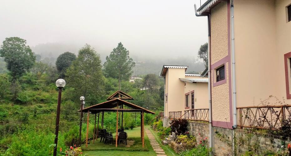 The Calm Cottages Nathuakhan, Mukteshwar 1