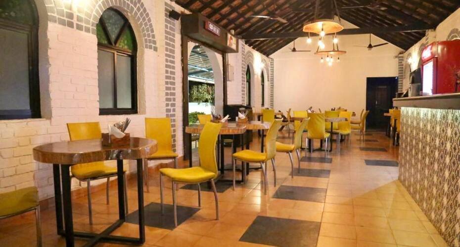 Rajmahal Resort, Goa 3