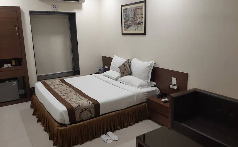 Hotel 9 Best Inn, Kolkata 5