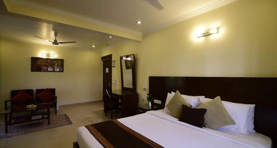 Crystal by Morpho Goa Villagio Resort, Goa 4