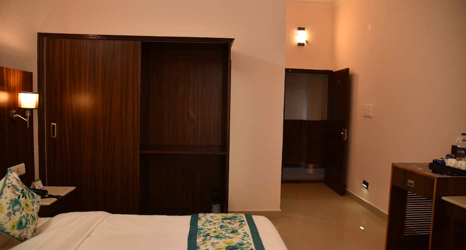 Mastiff Hotel Gopalpur, Palampur 5