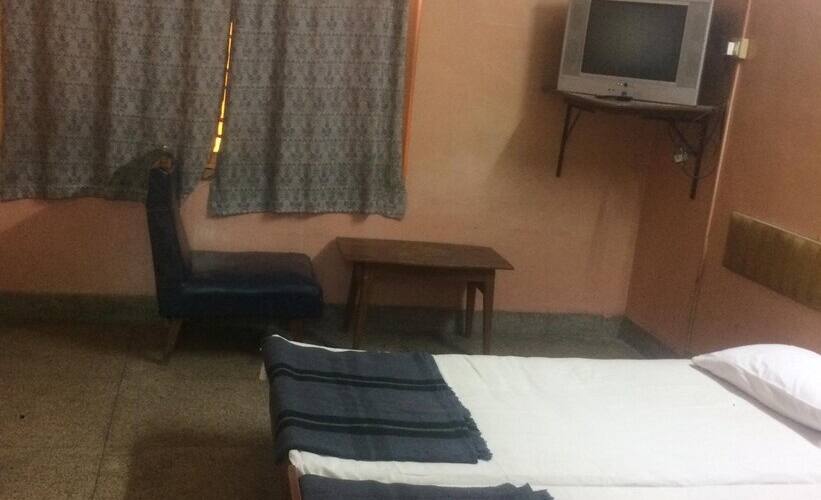 Hotel Yatrik, Hyderabad 5
