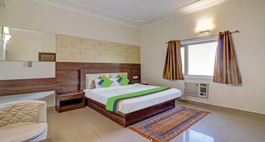 Treebo Trend Mani Ram Palace, Agra 1