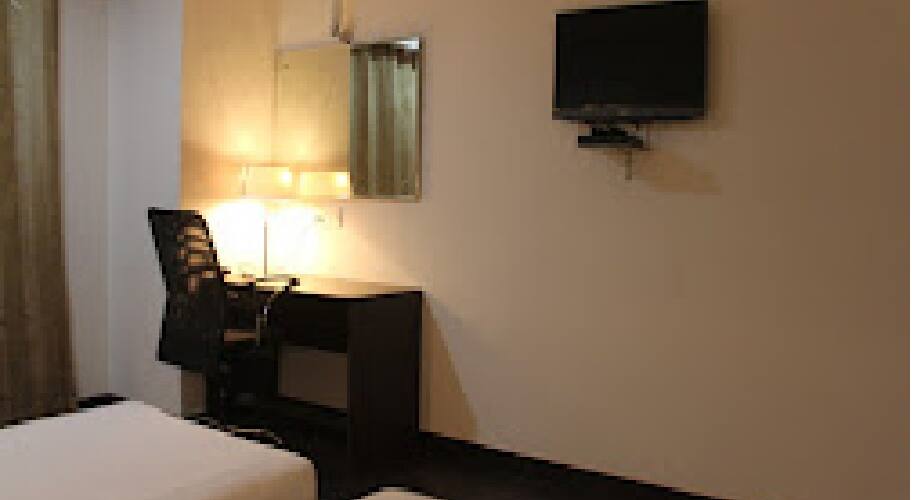Hotel Indira Grand, Gudivada 3