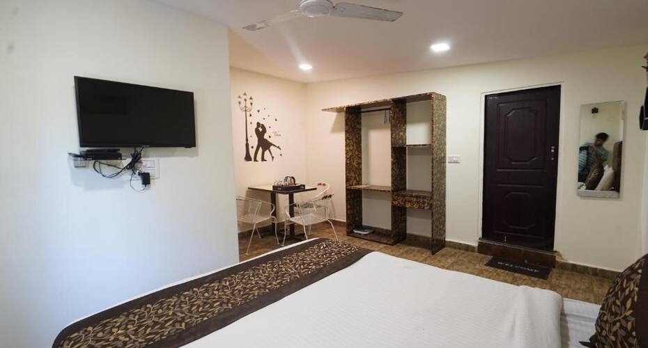 Vealjean Beach Resort, Goa 3