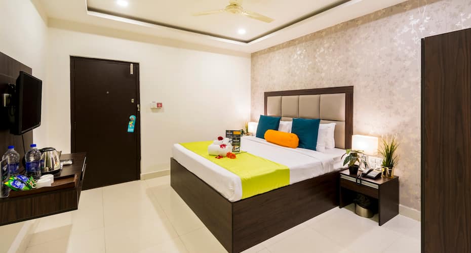 Hotel Signature Airport zone shamshabad, Hyderabad 5