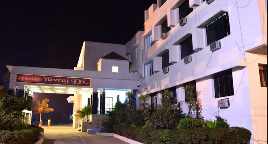 Hotel Yuvraj Deluxe Begusarai Price, Reviews, Photos & Address