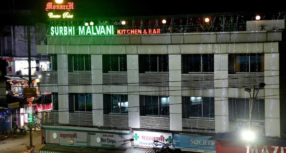 Hotel Monarch Center Point, Dahanu 1