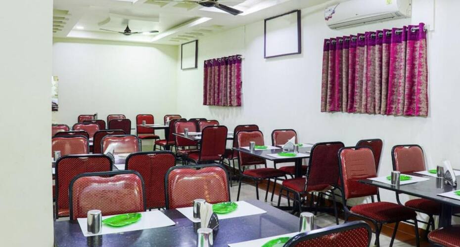 Hotel Menaka, Vijayawada 4