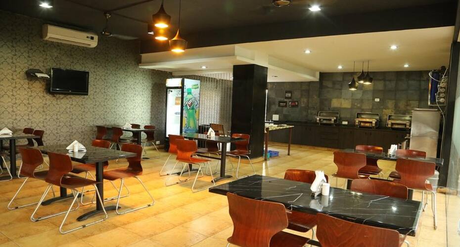 Hotel At Home Suites, Hyderabad 5
