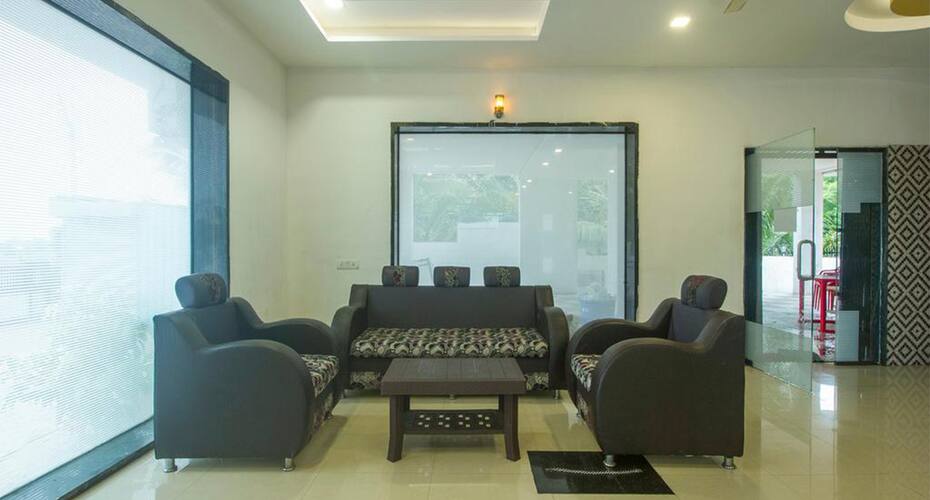 Hotel Wayfare Kala Sai, Shirdi 2