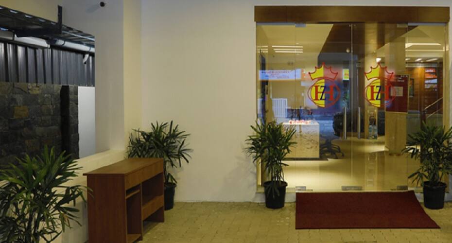 Hotel Zodiac, Kochi 4