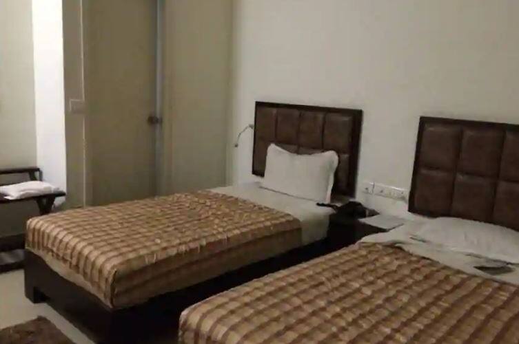 Maheshwari lodge, Dindigul 4