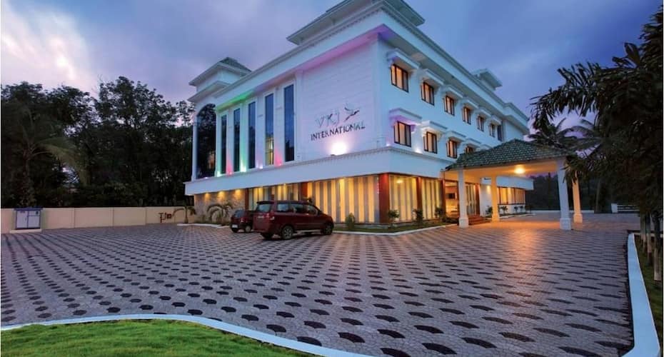 VKJ International, Kochi 1