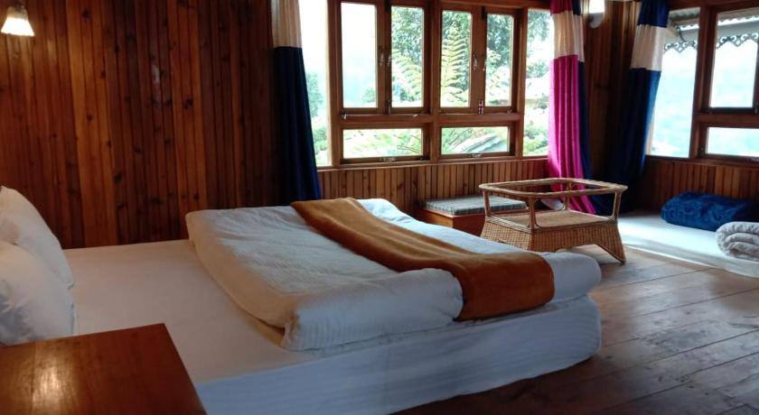 Santiniketan Hotel, Kolkata 4
