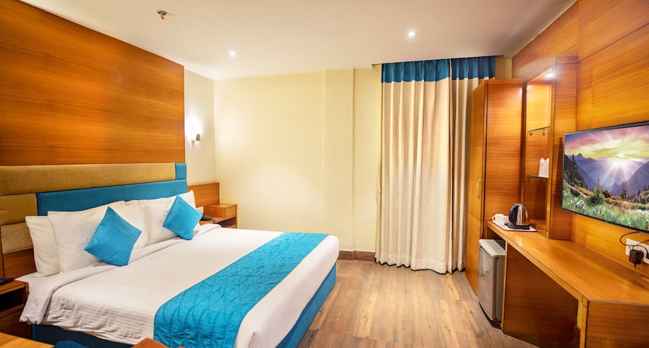 Kings Crown, Kolkata 2