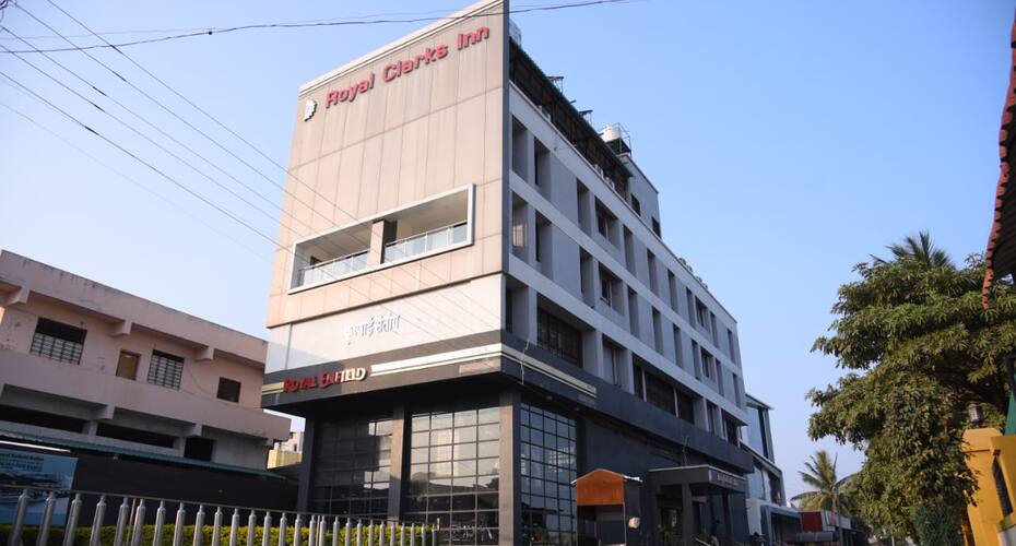 Royal Clarks Inn, Pandharpur 3